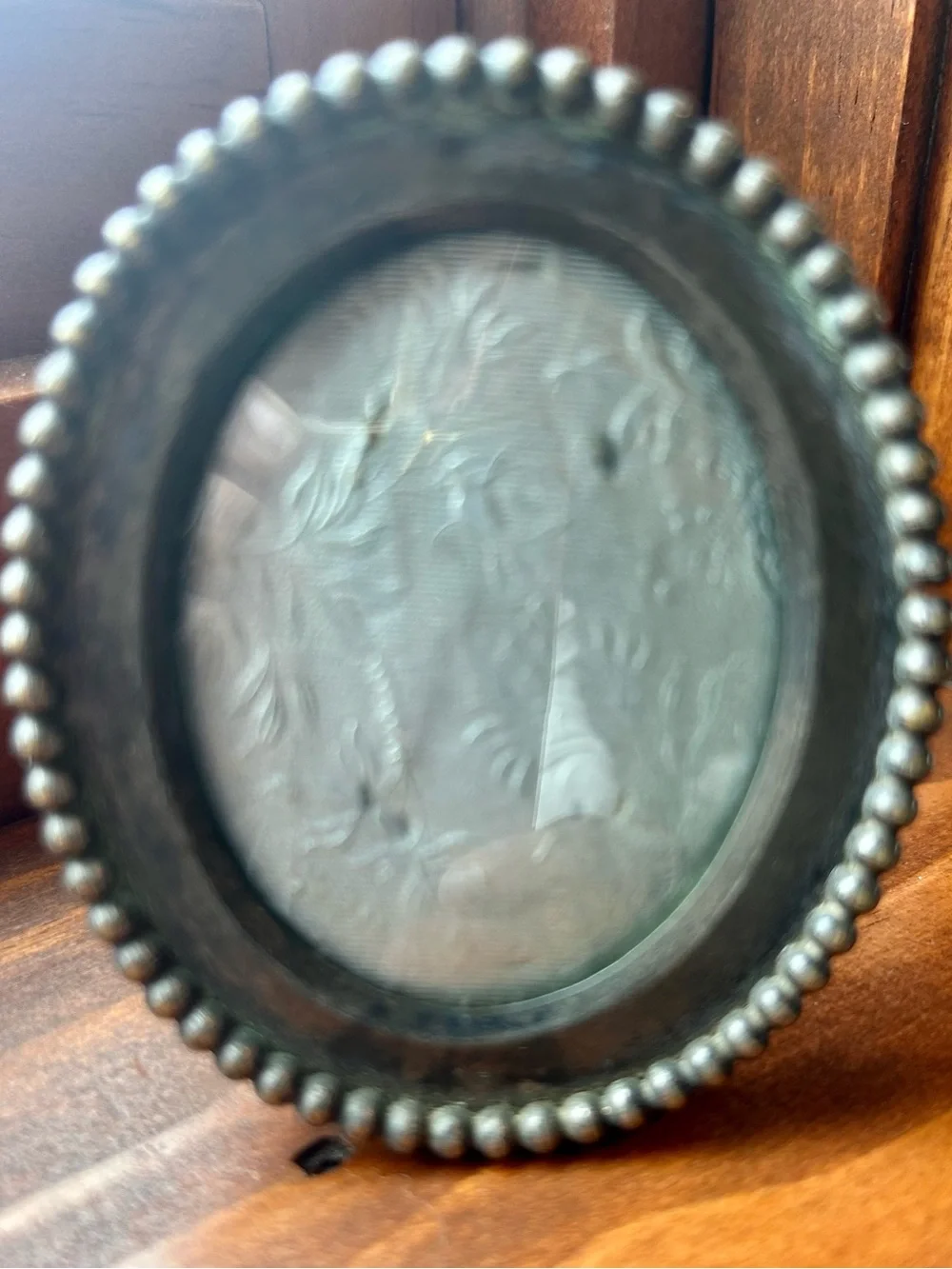 Vintage Antique Brass Beaded Oval Miniature Picture Frame Tabletop Stand 3x2.5